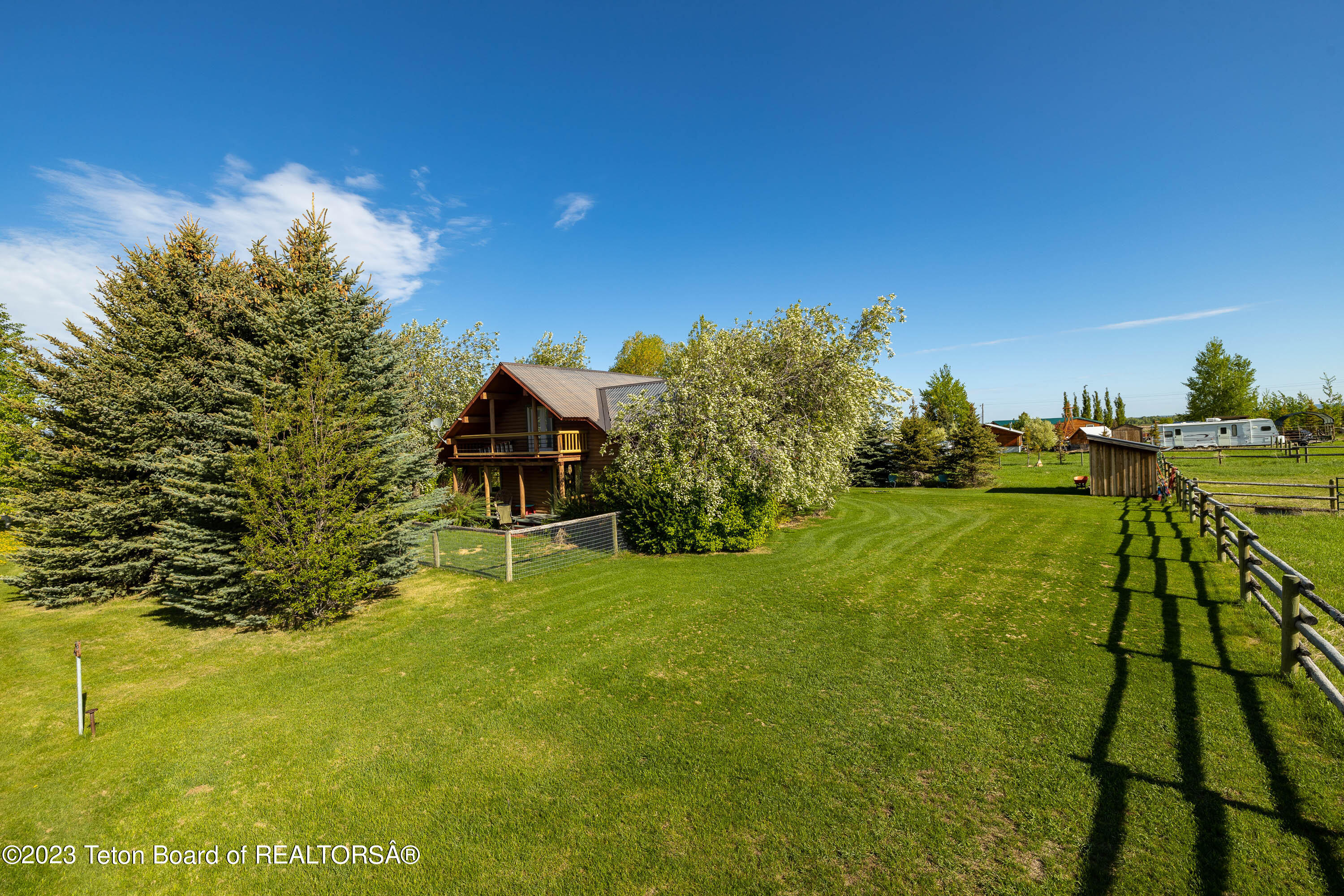 2093 MOUNTAIN MEADOW Drive
