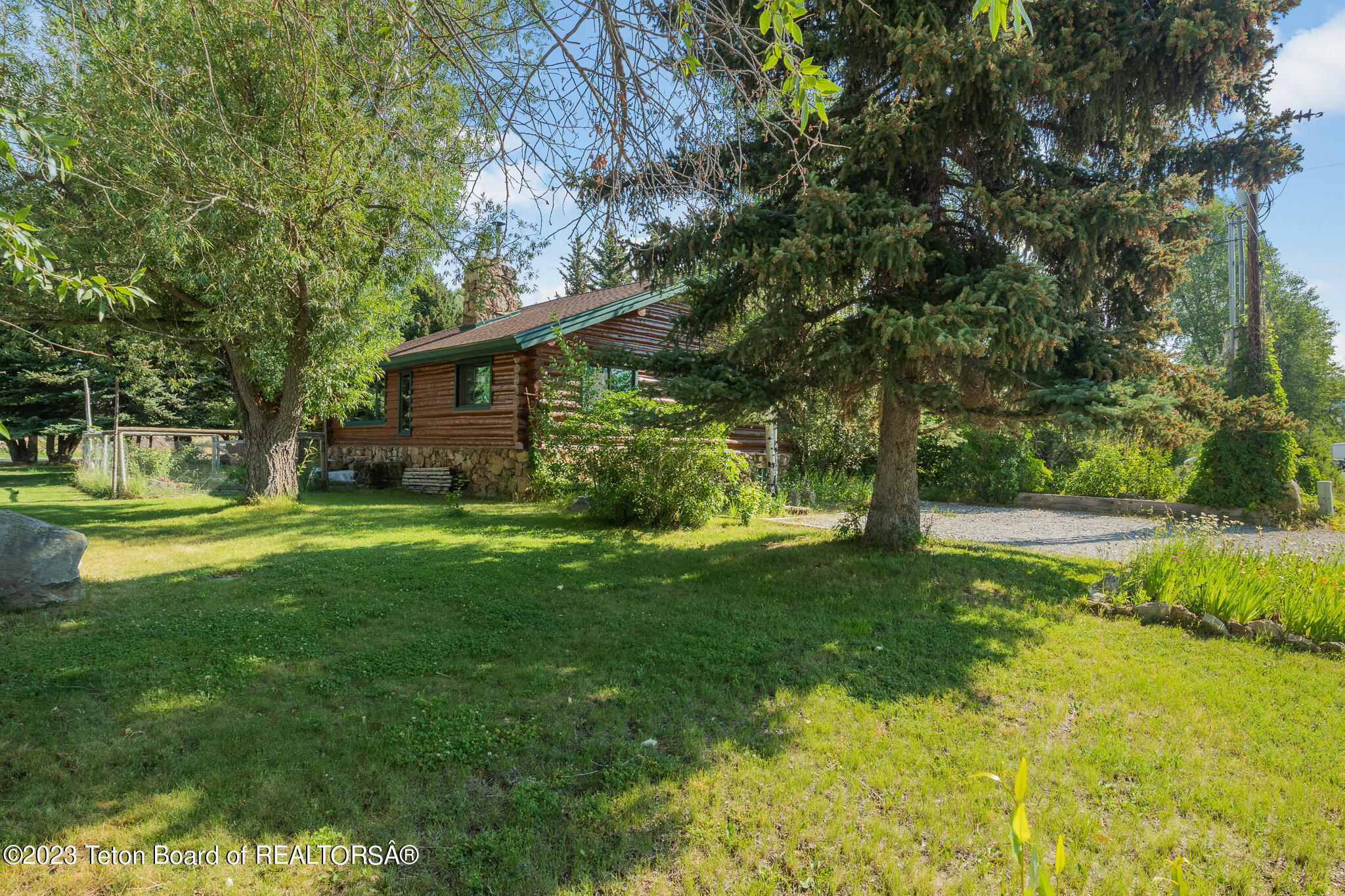 6835 E LITTLE SCHOOL Road