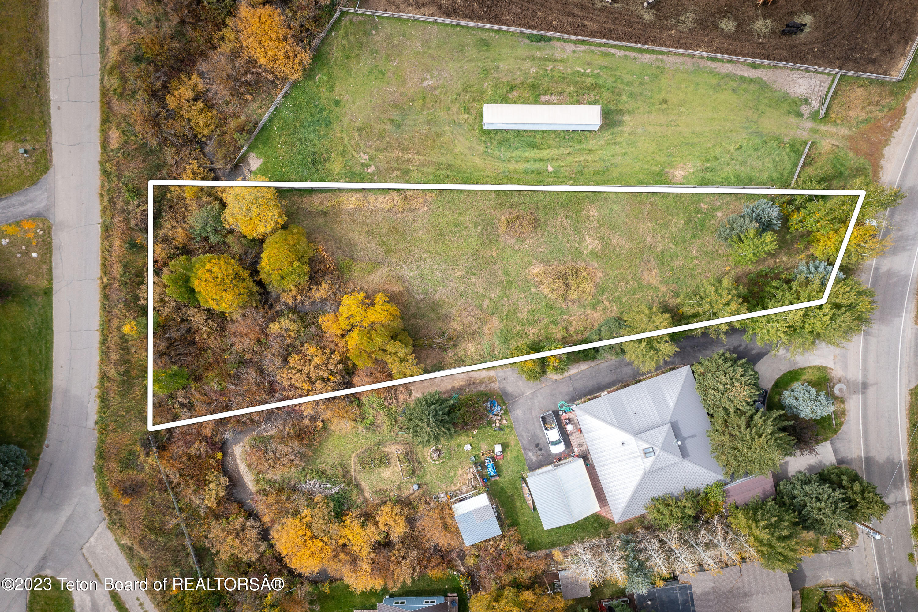 864 CACHE CREEK Drive