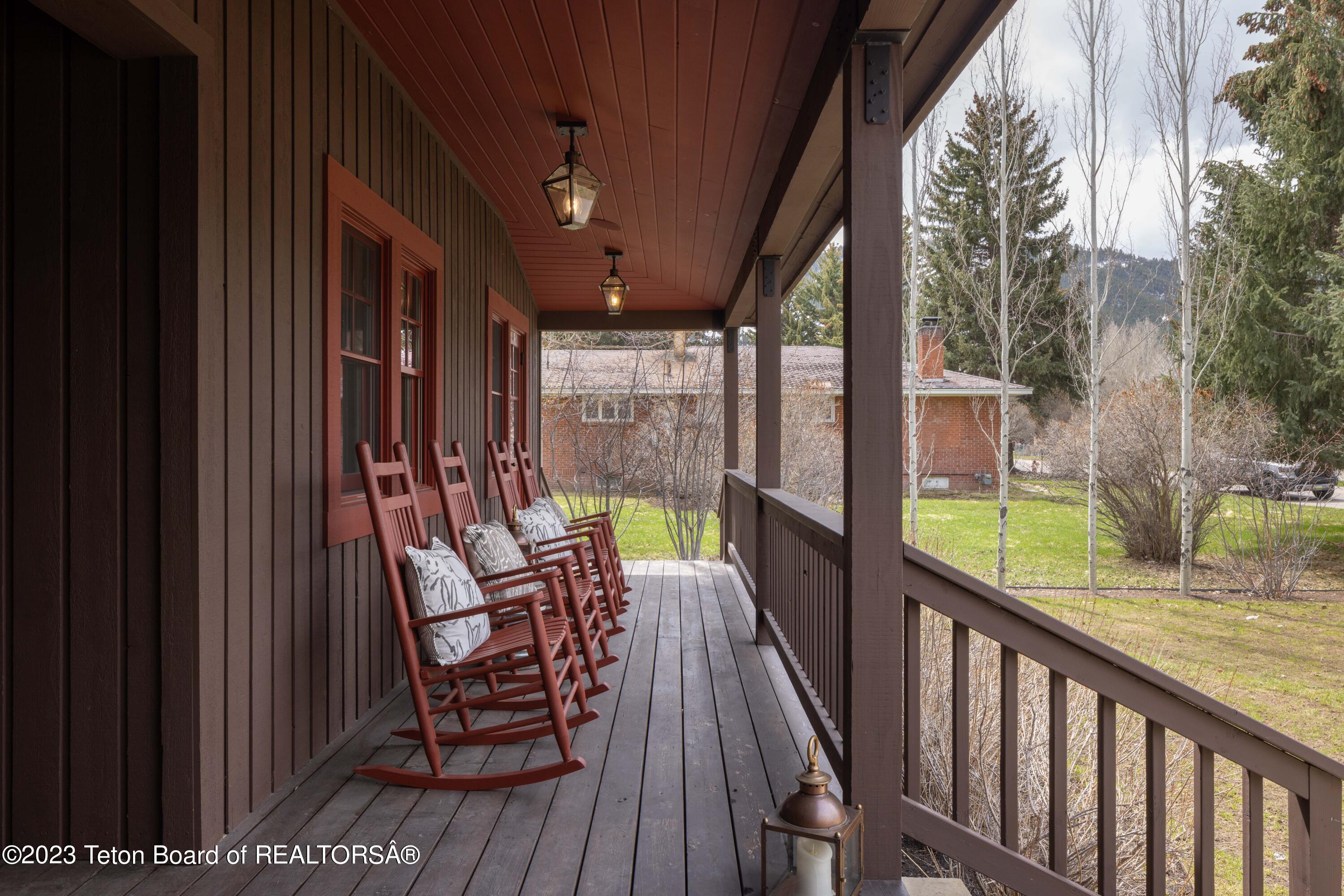 250 N GROS VENTRE Street