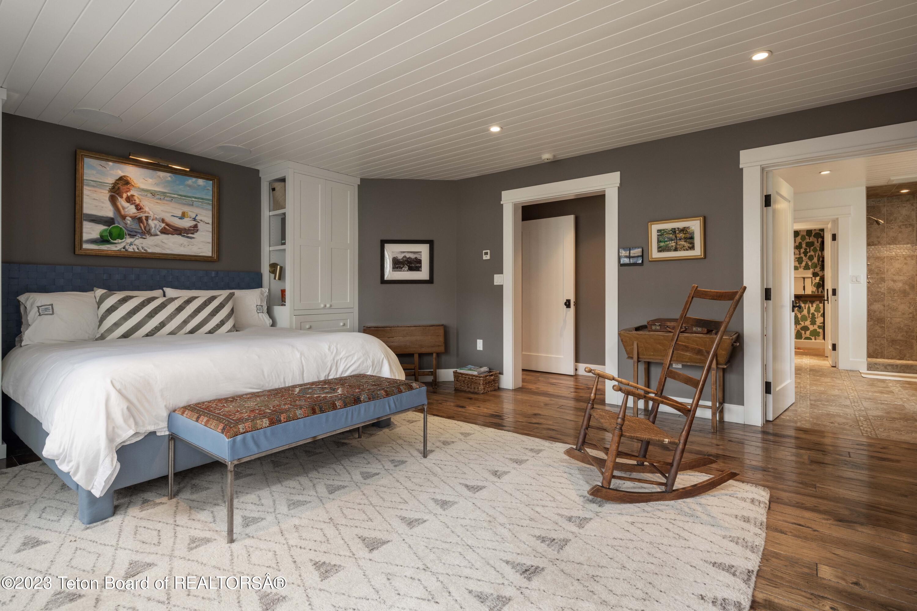 250 N GROS VENTRE Street