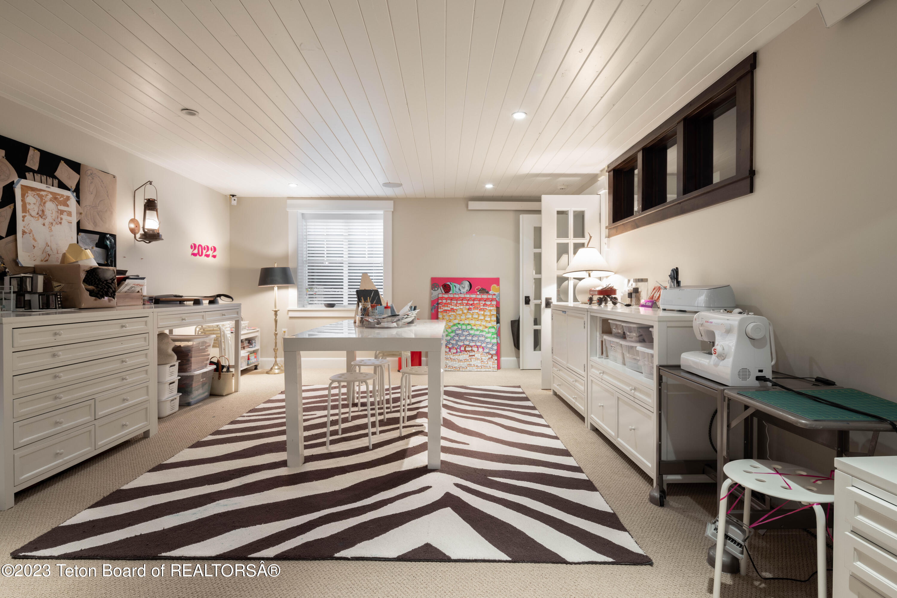 250 N GROS VENTRE Street