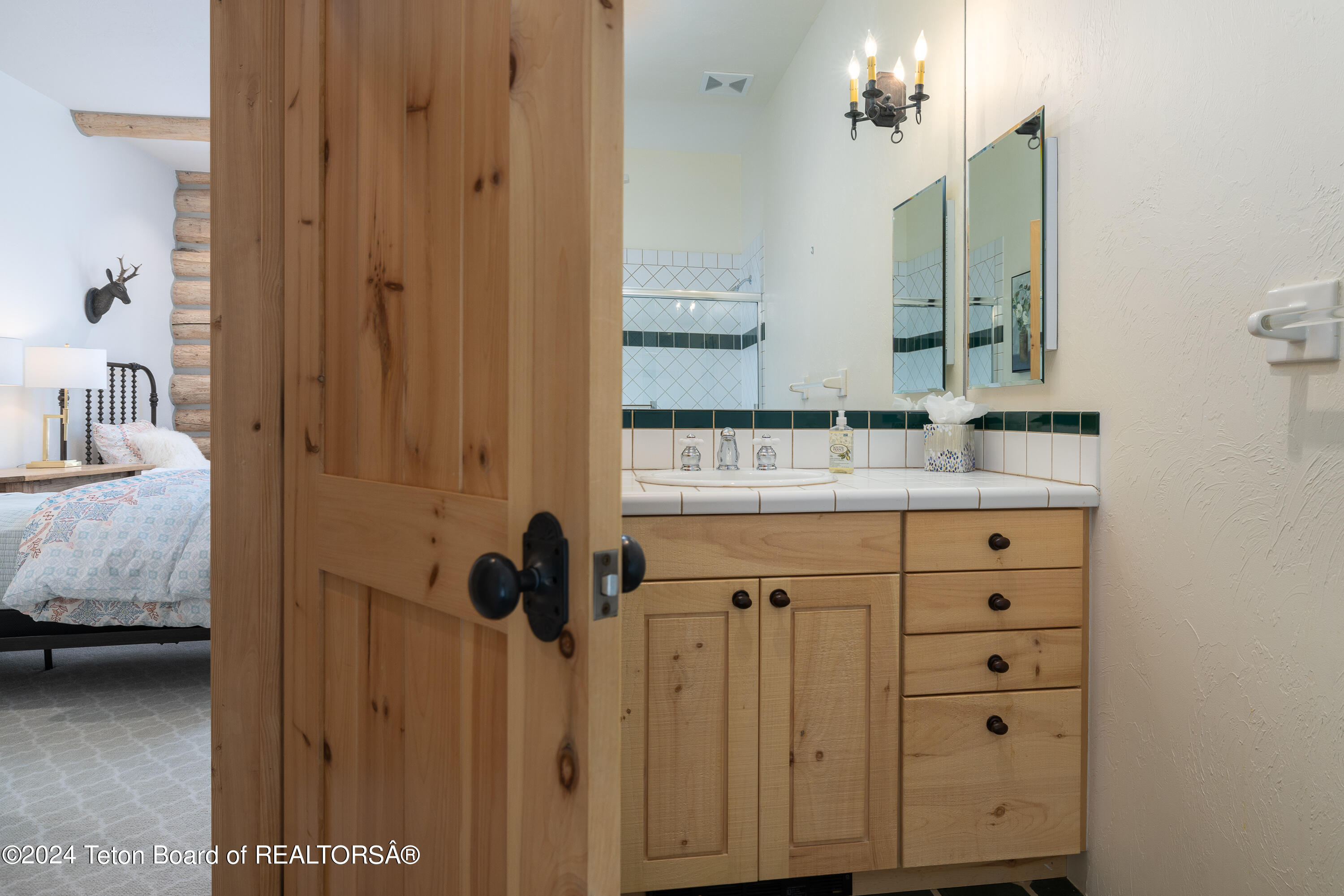 3665 TUCKER RANCH Road