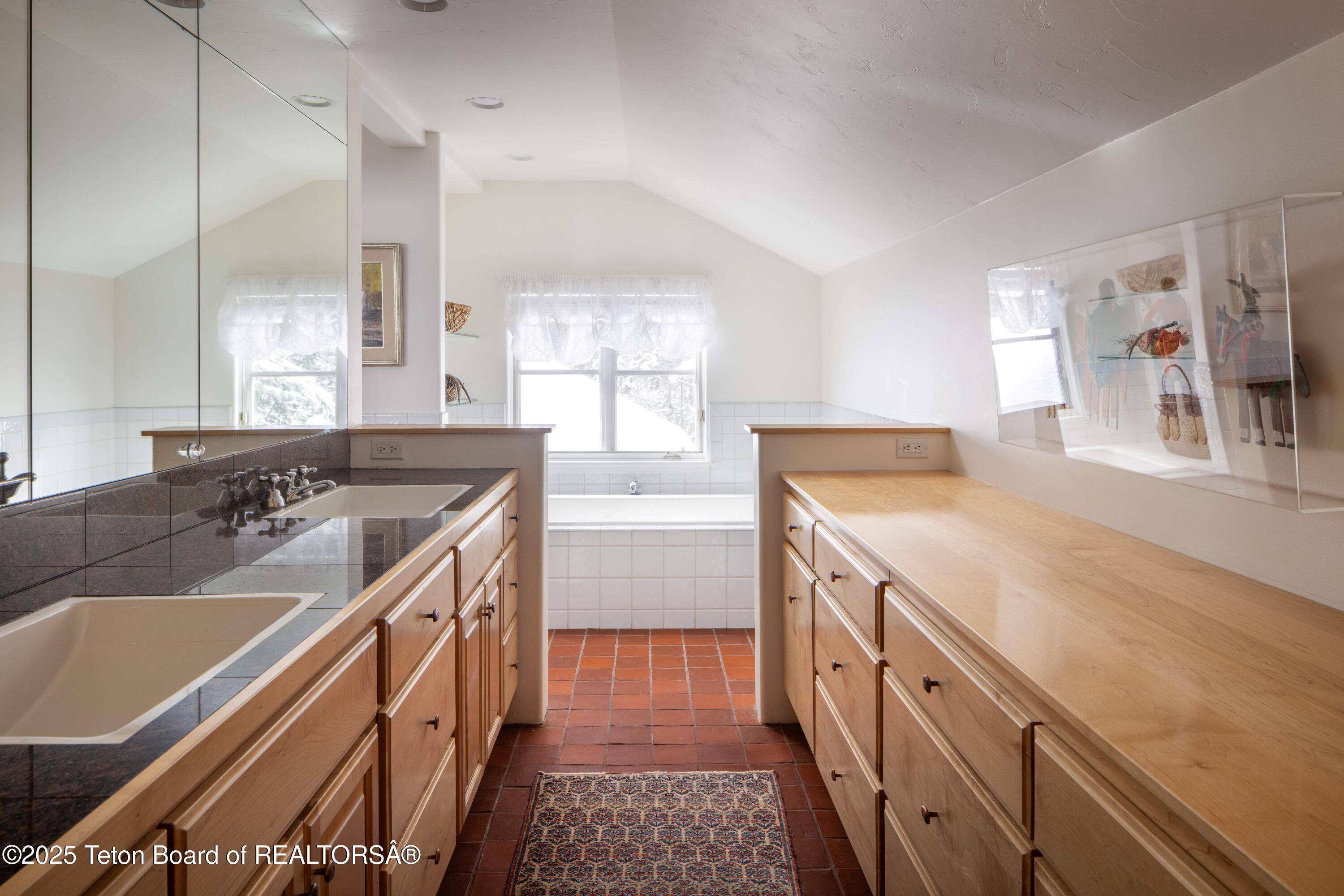 1050 S BLUE DUN Lane