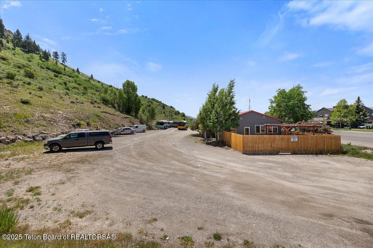 1400&1450 S HWY 89