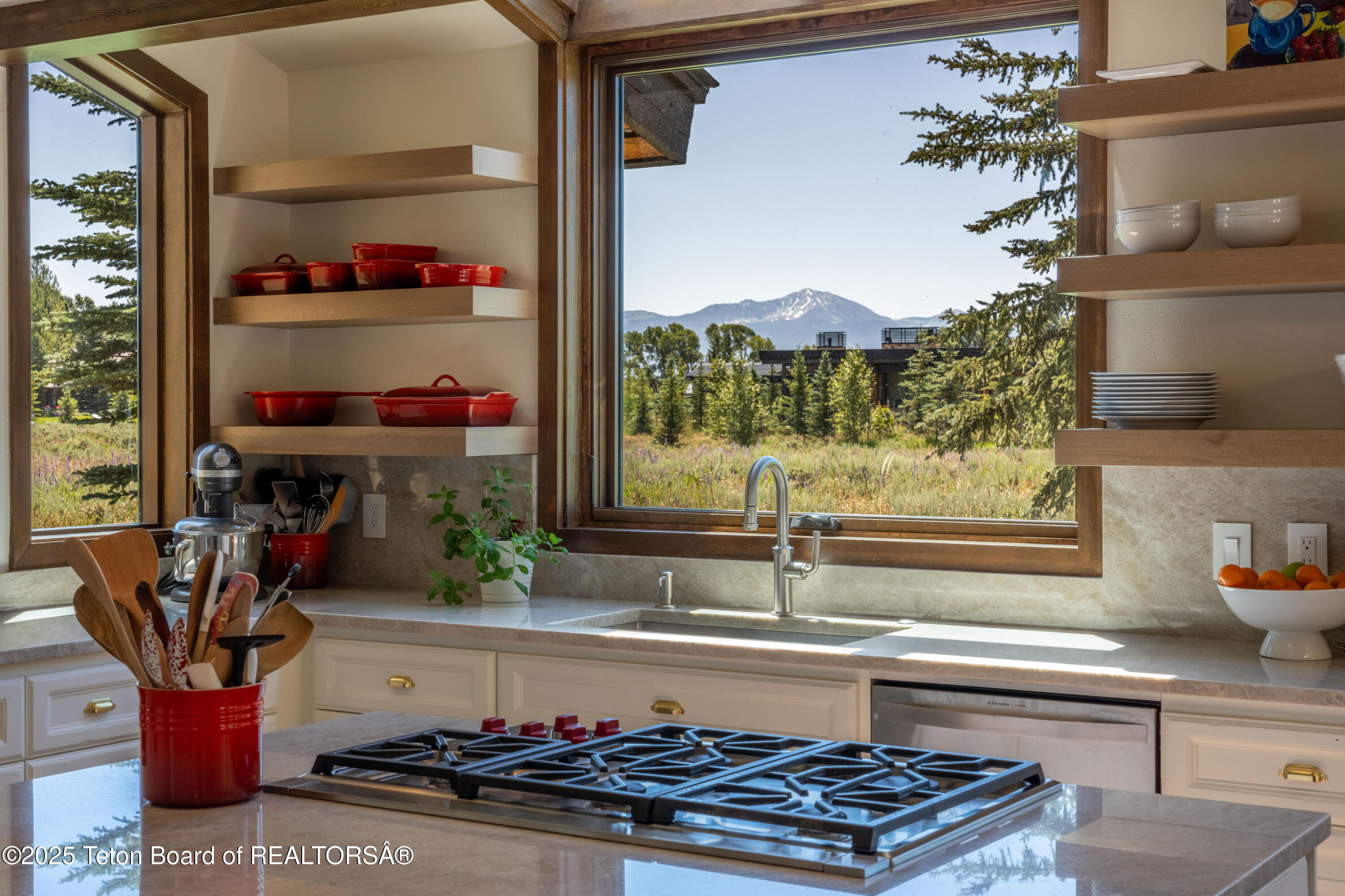 450 E PHELPS CANYON Road