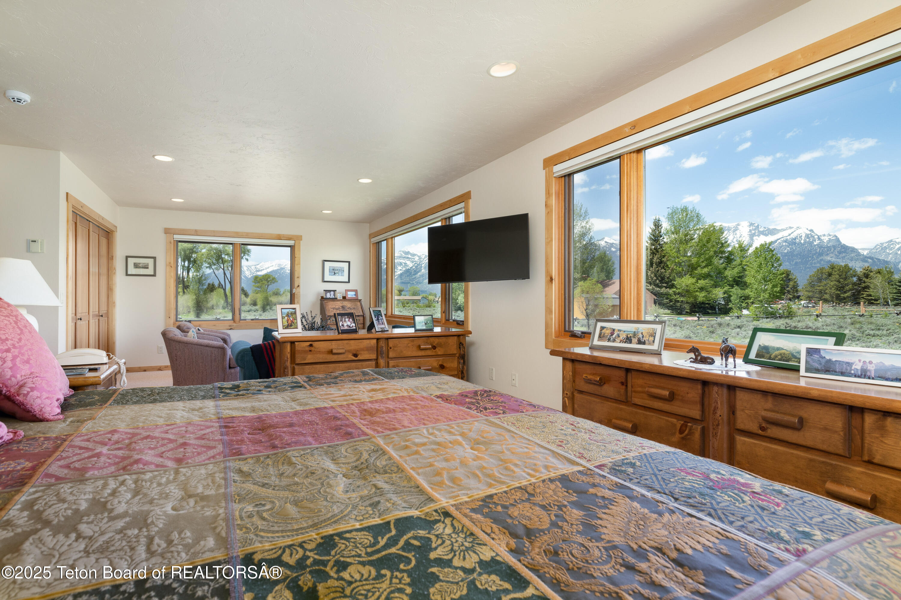8225 N SPRING GULCH Road