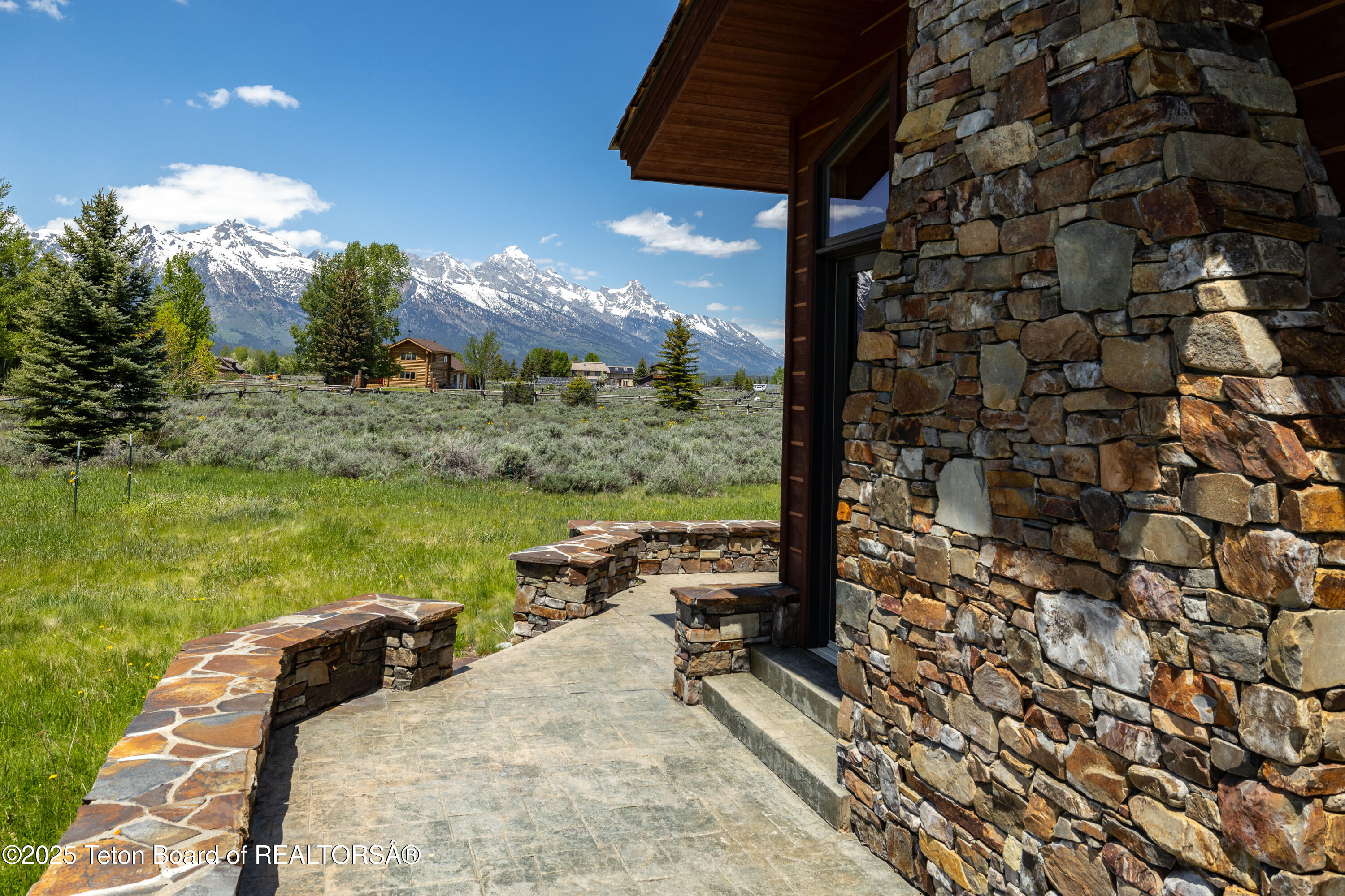 8225 N SPRING GULCH Road