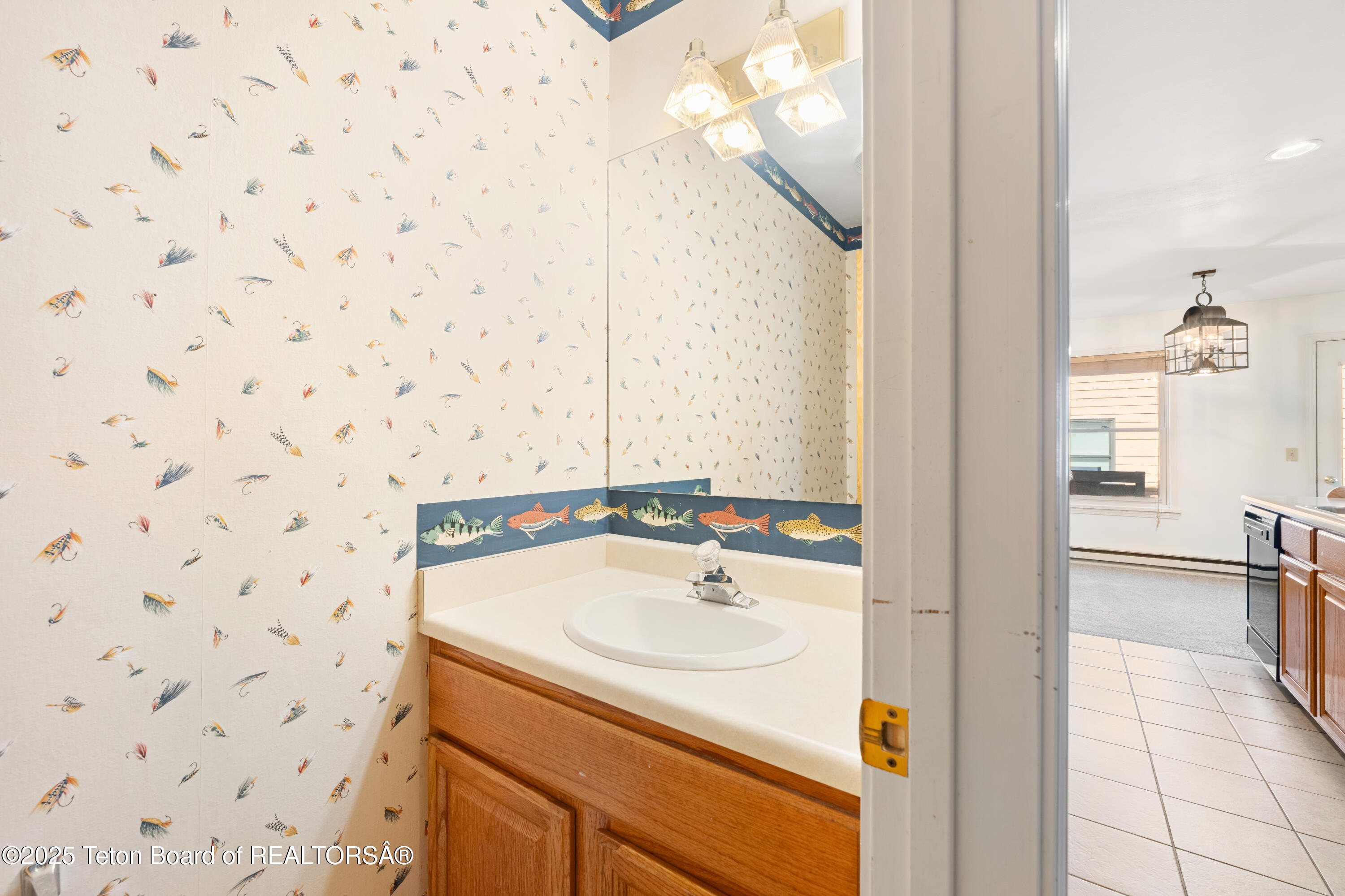 1070 ELK RUN Lane, 5
