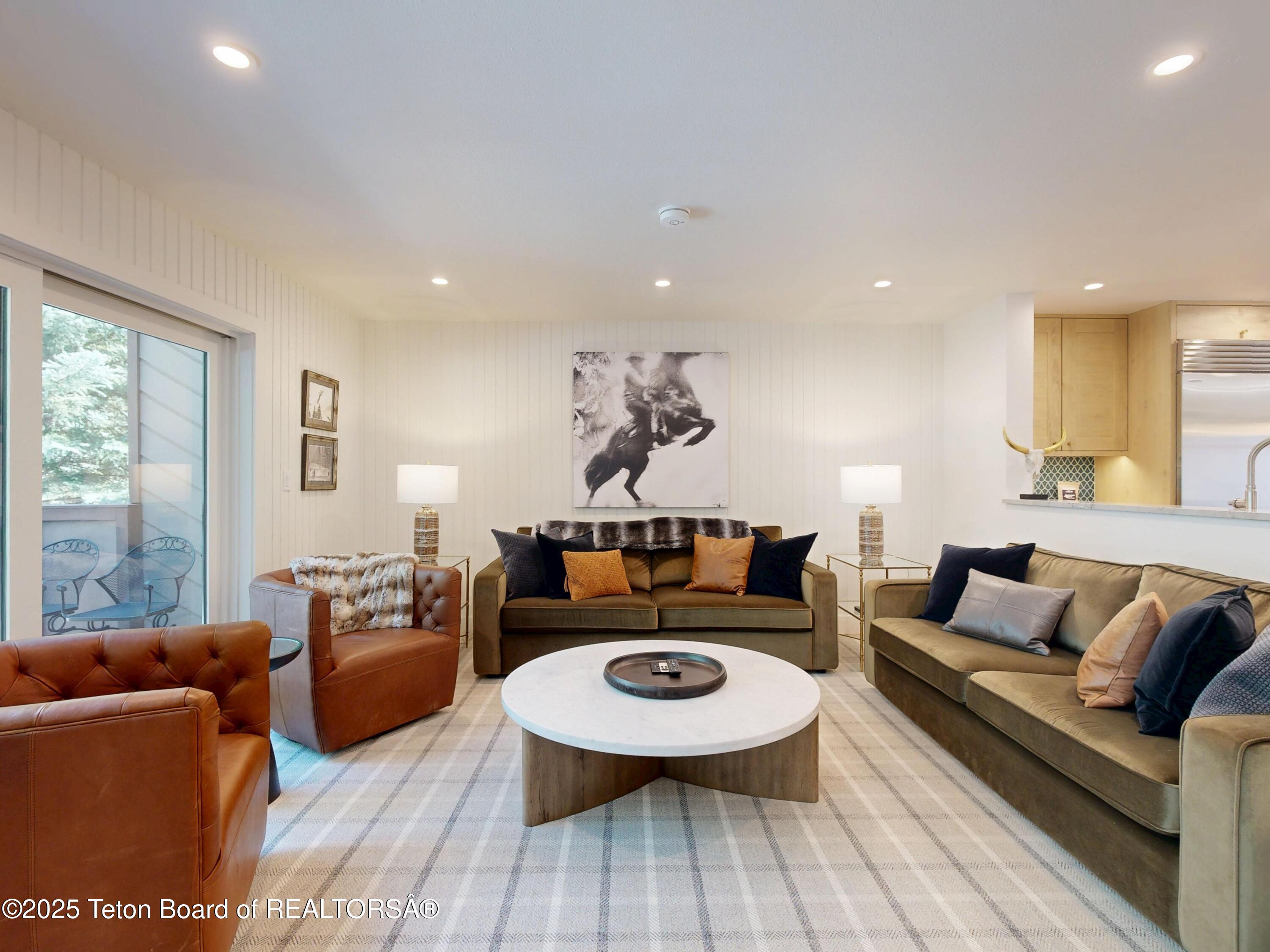 3675 W MICHAEL Drive, 2