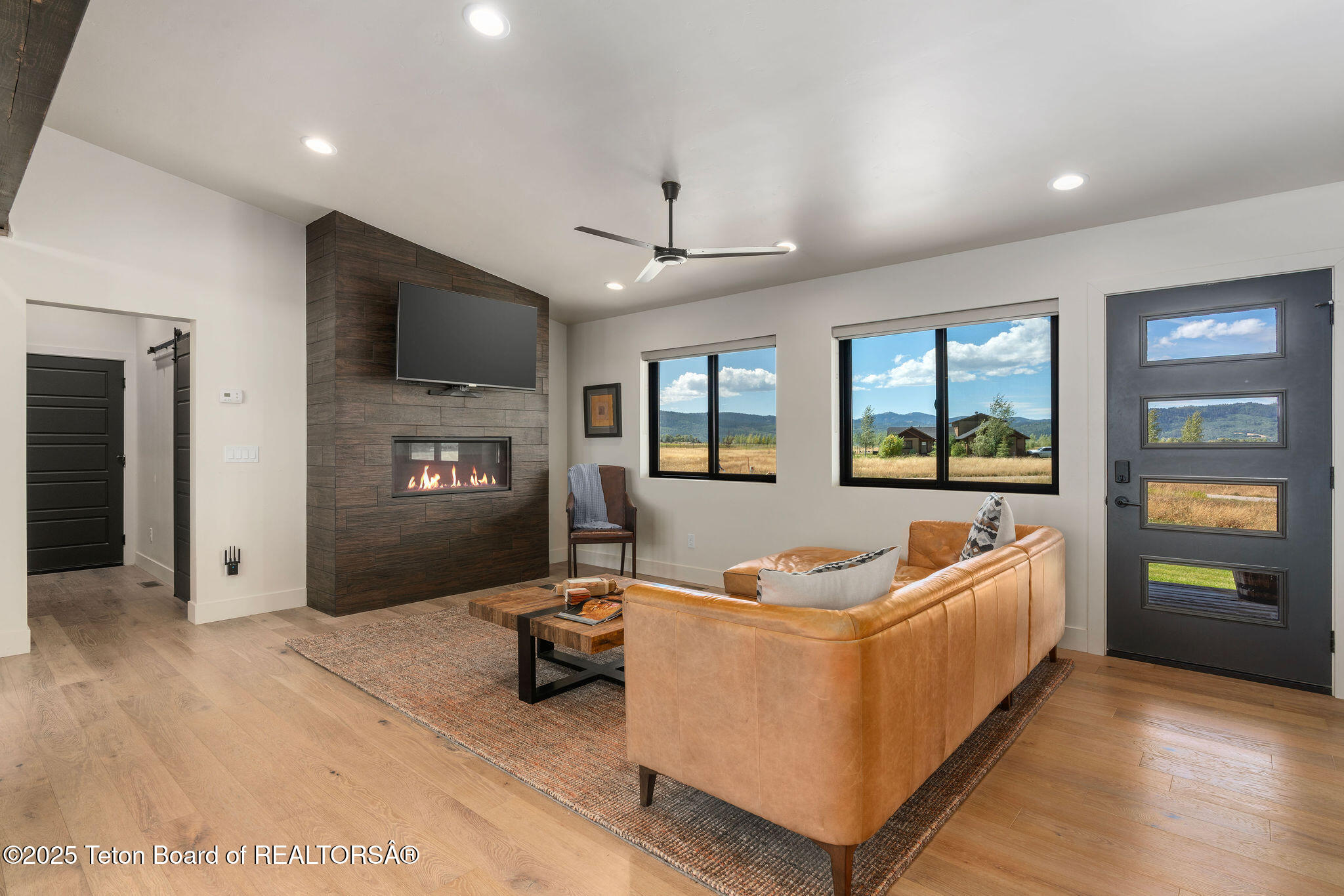 1410 RUNNING HORSE Trail