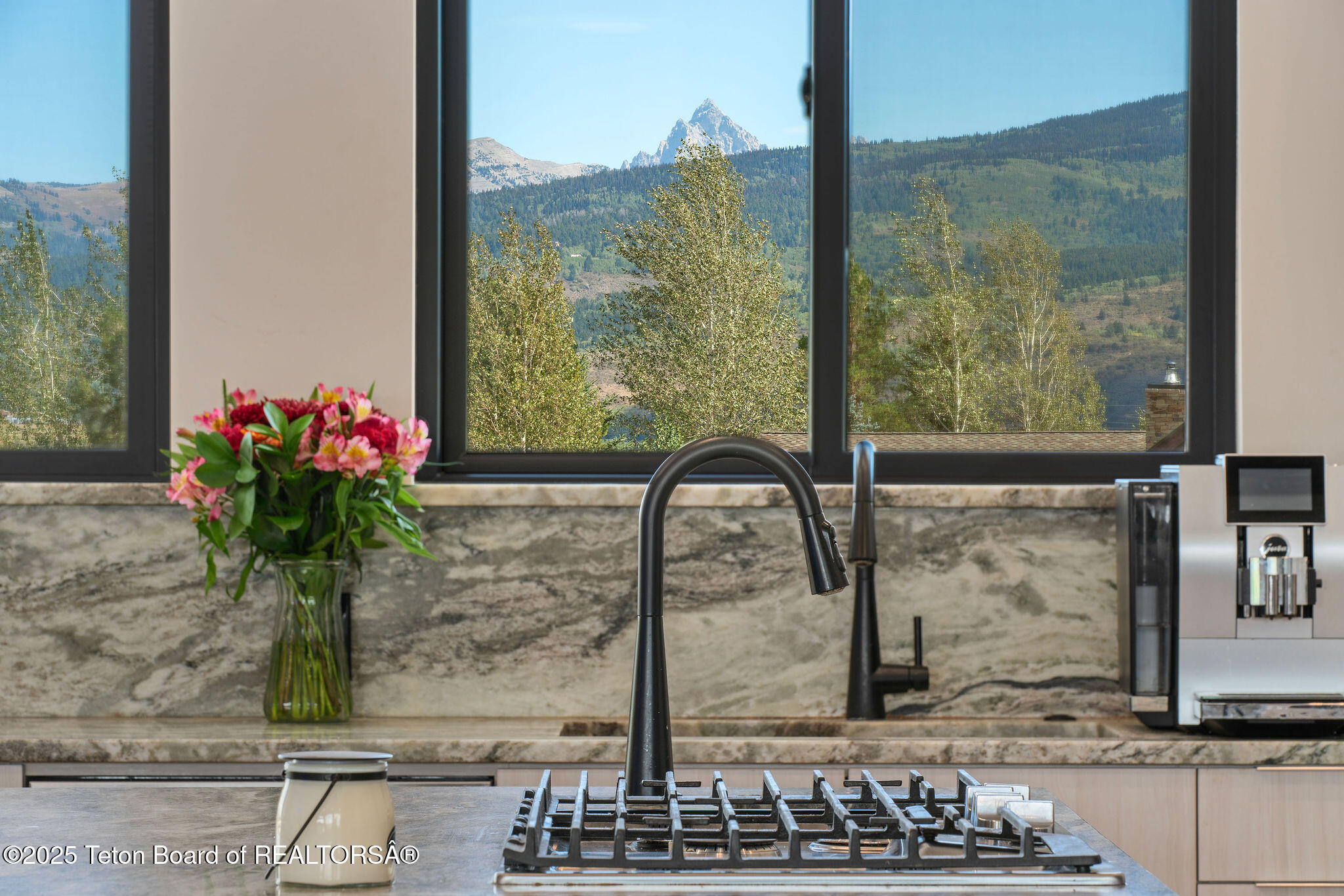 1410 RUNNING HORSE Trail