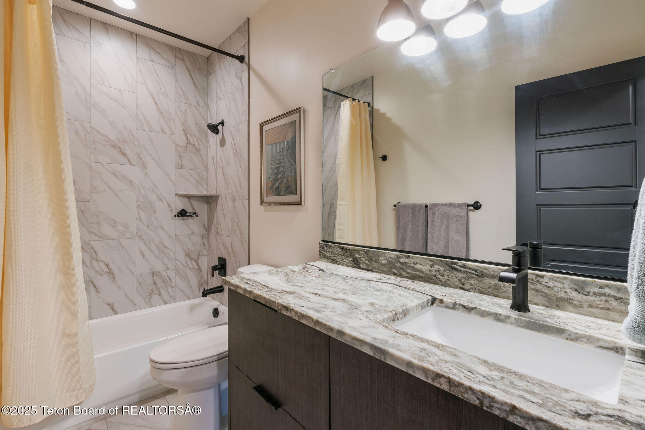 1410 RUNNING HORSE Trail