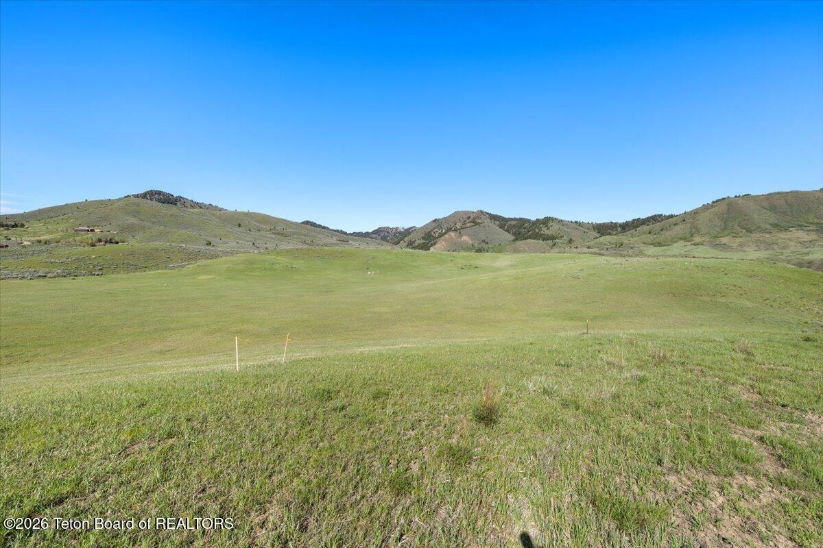 7650 S SQUAW CREEK Road