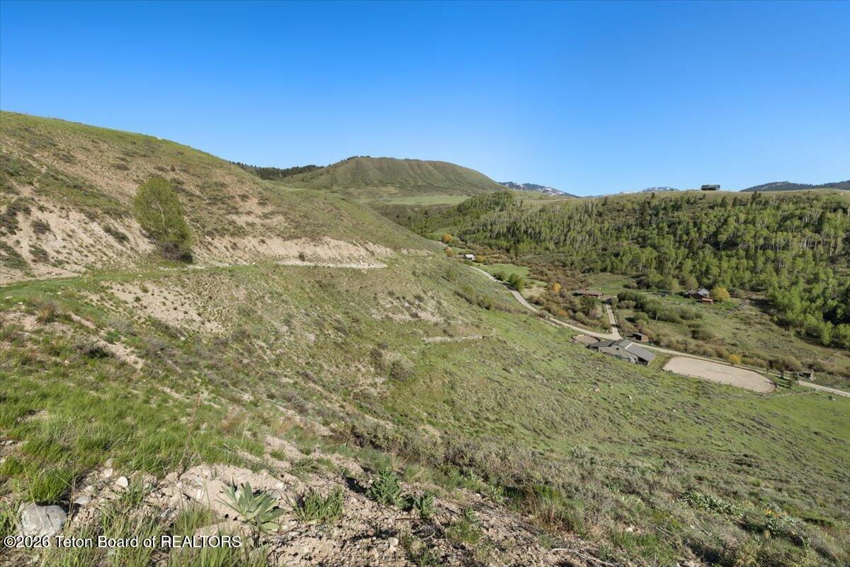 7650 S SQUAW CREEK Road