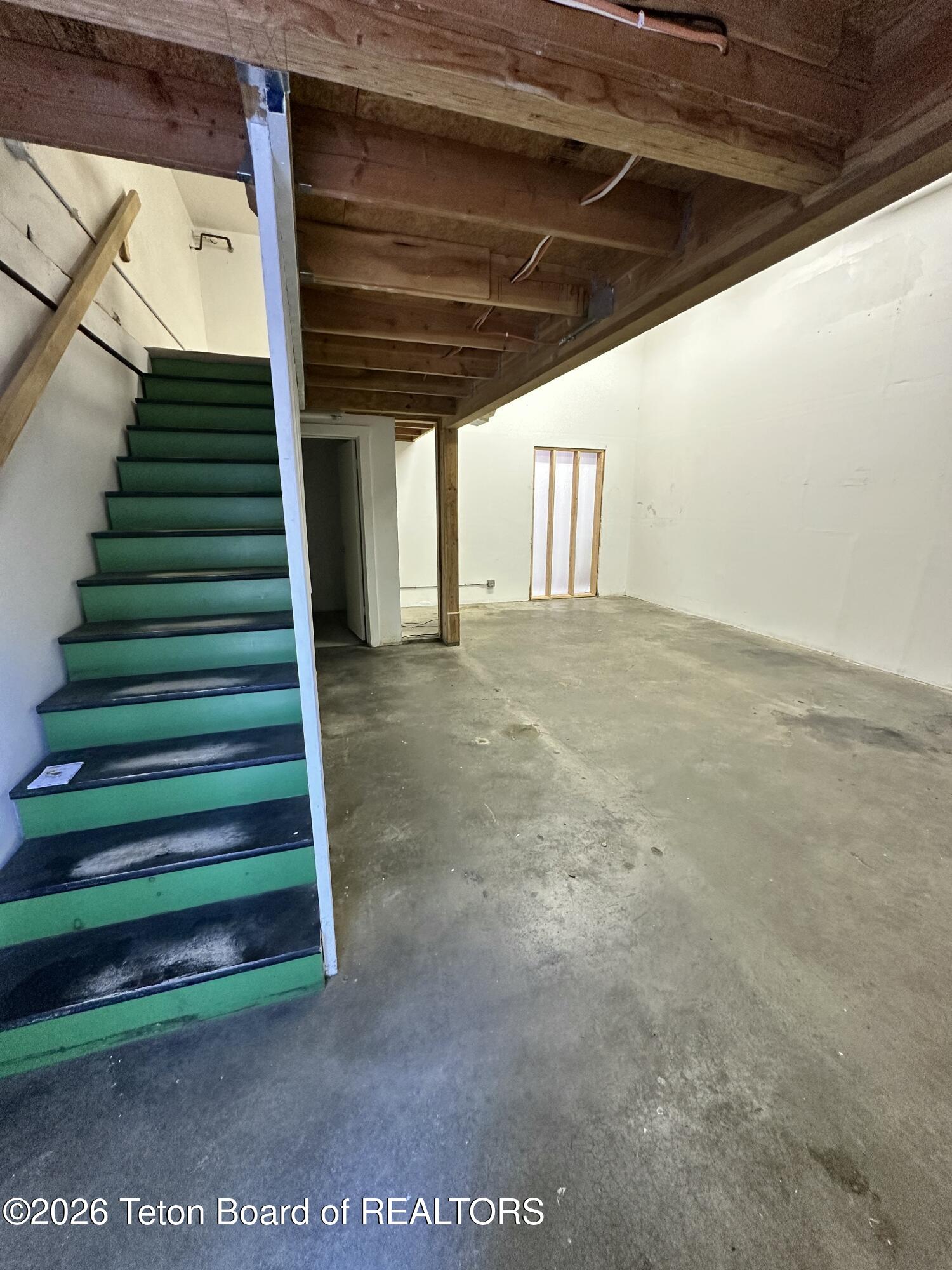 1200 GREGORY Lane SHOP 6