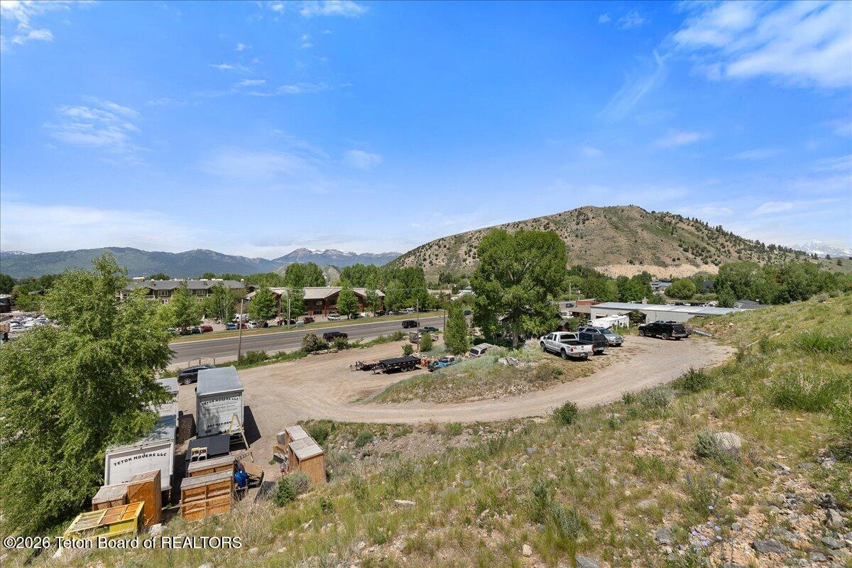 1400&1450 S HWY 89