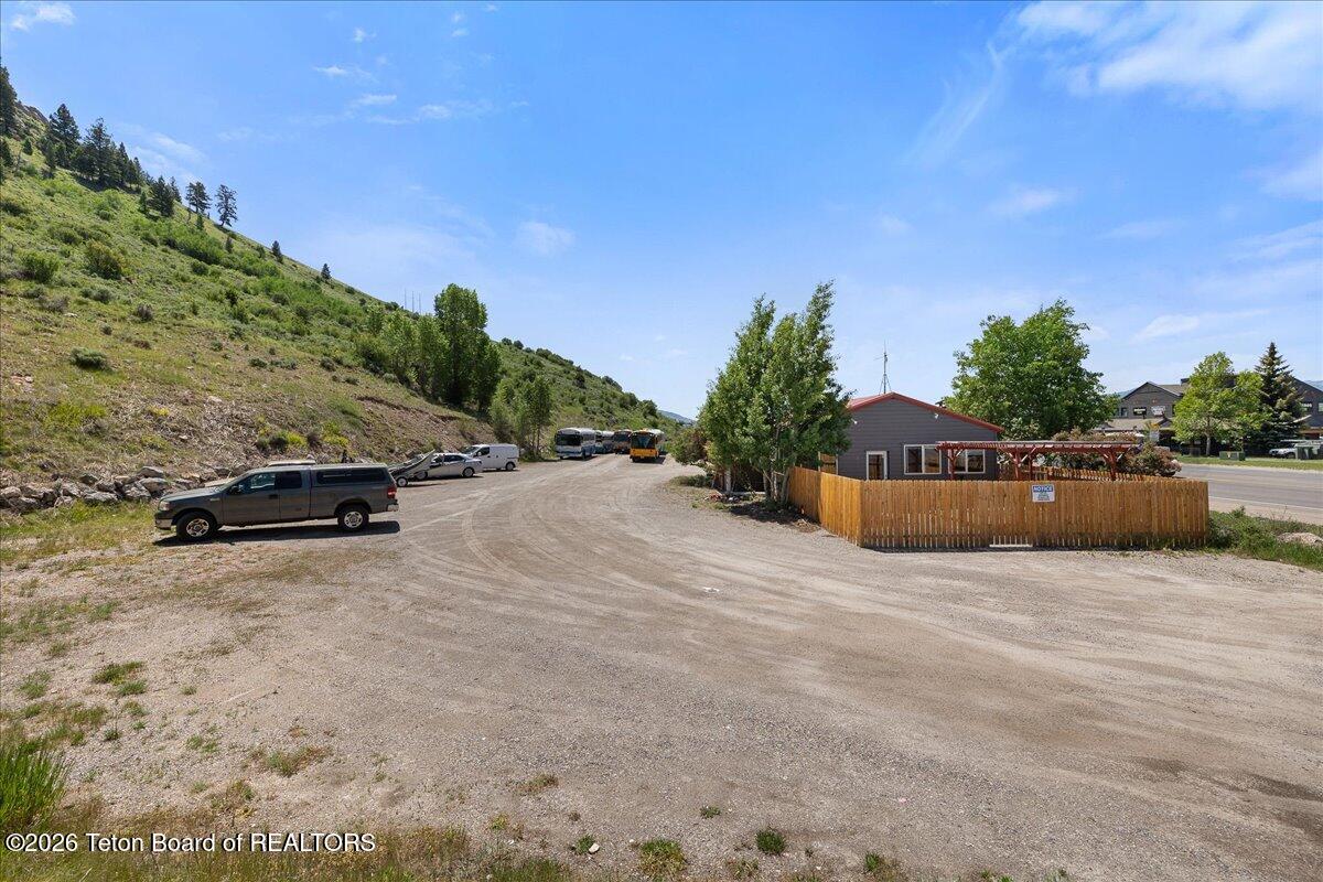 1400&1450 S HWY 89