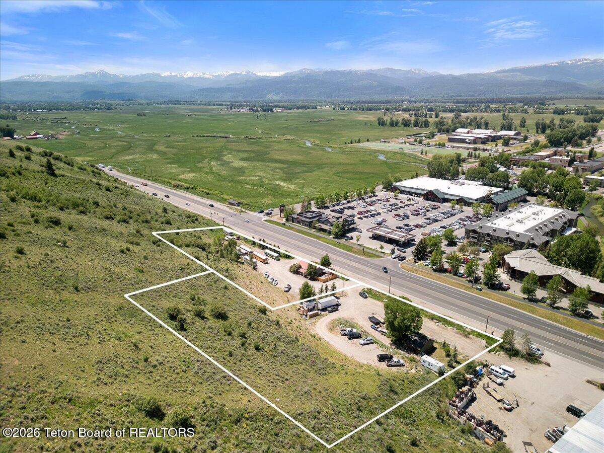 1400&1450 S HWY 89