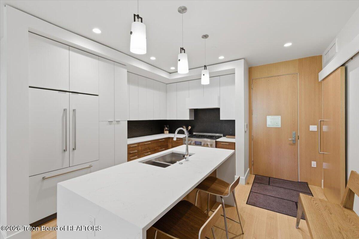 680 S CACHE Street 504