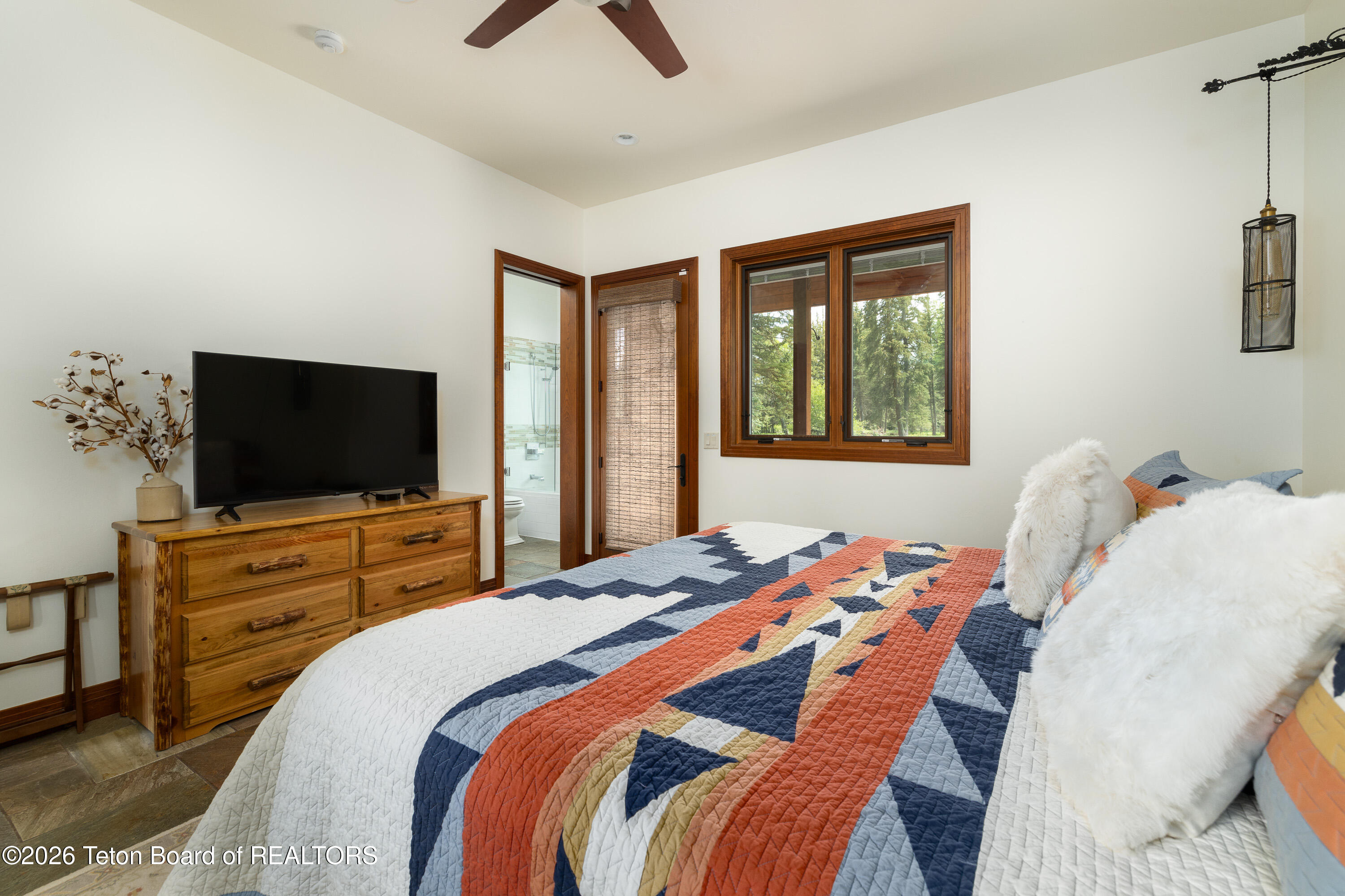 450 PHELPS CANYON Road