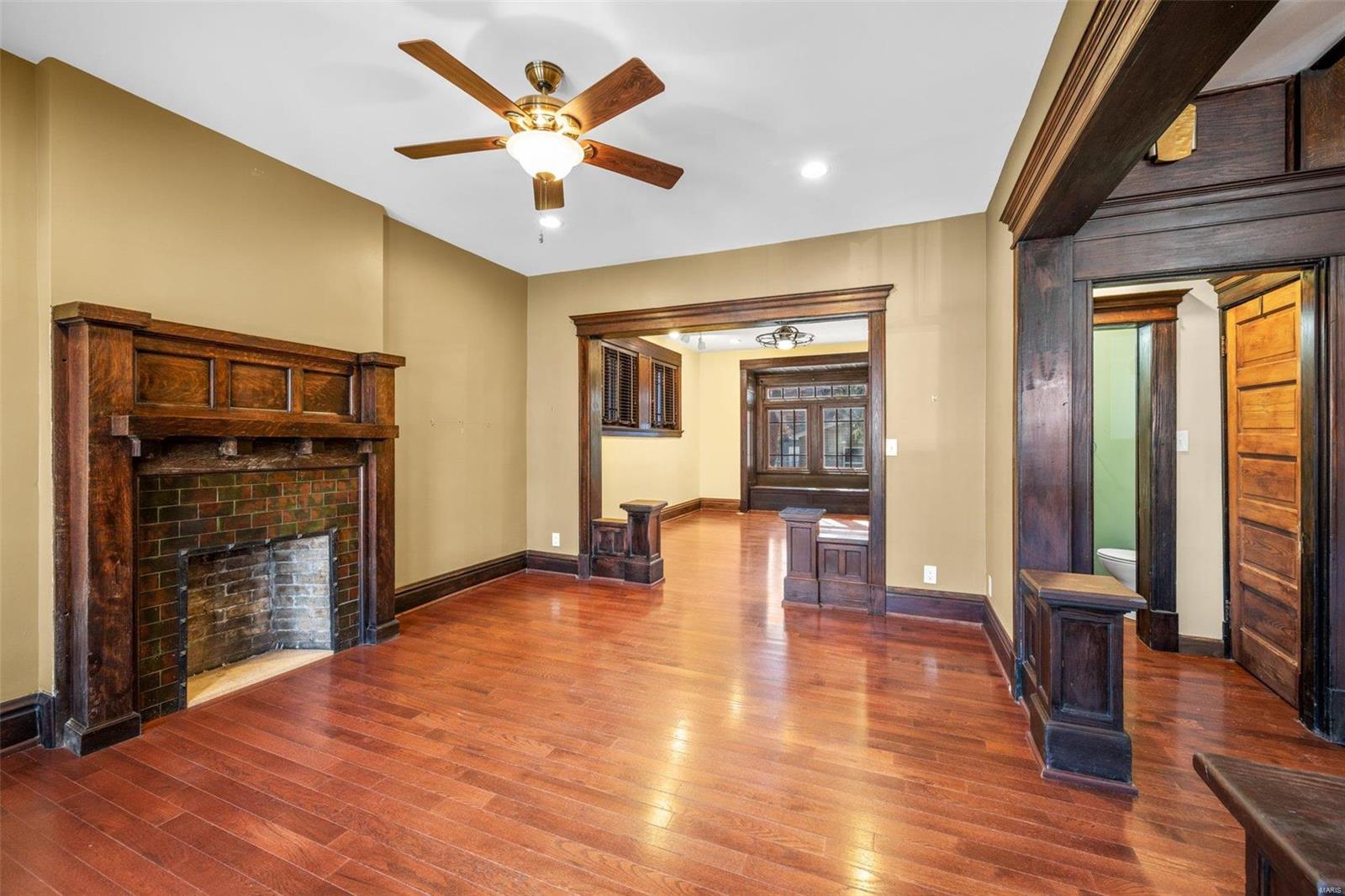 3862 Connecticut Street