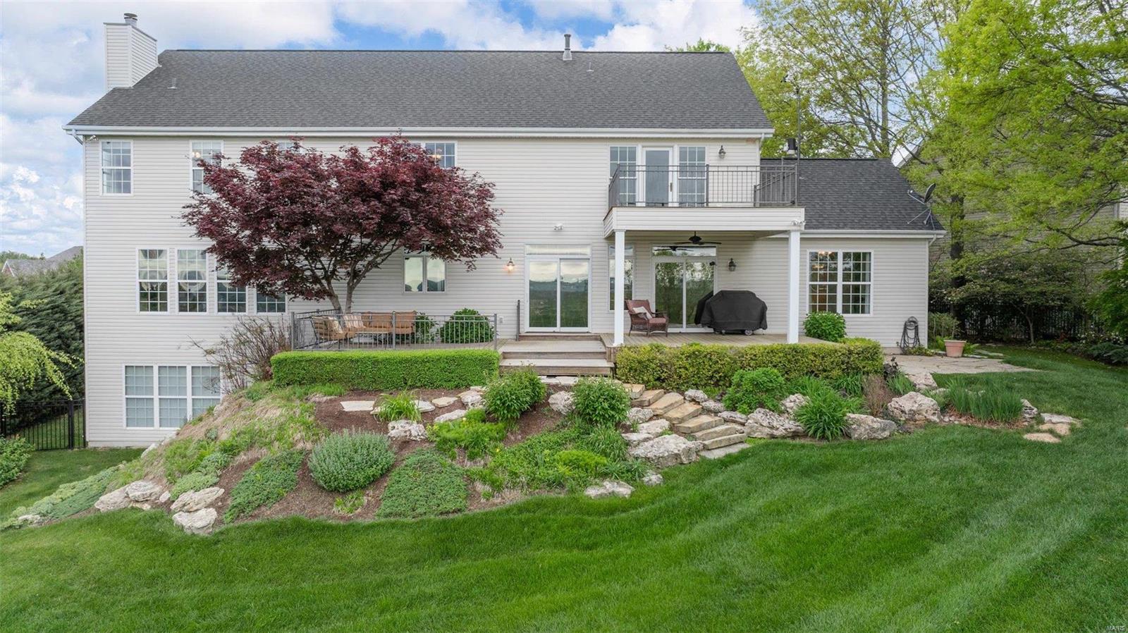 275 Greycliff Bluff Drive