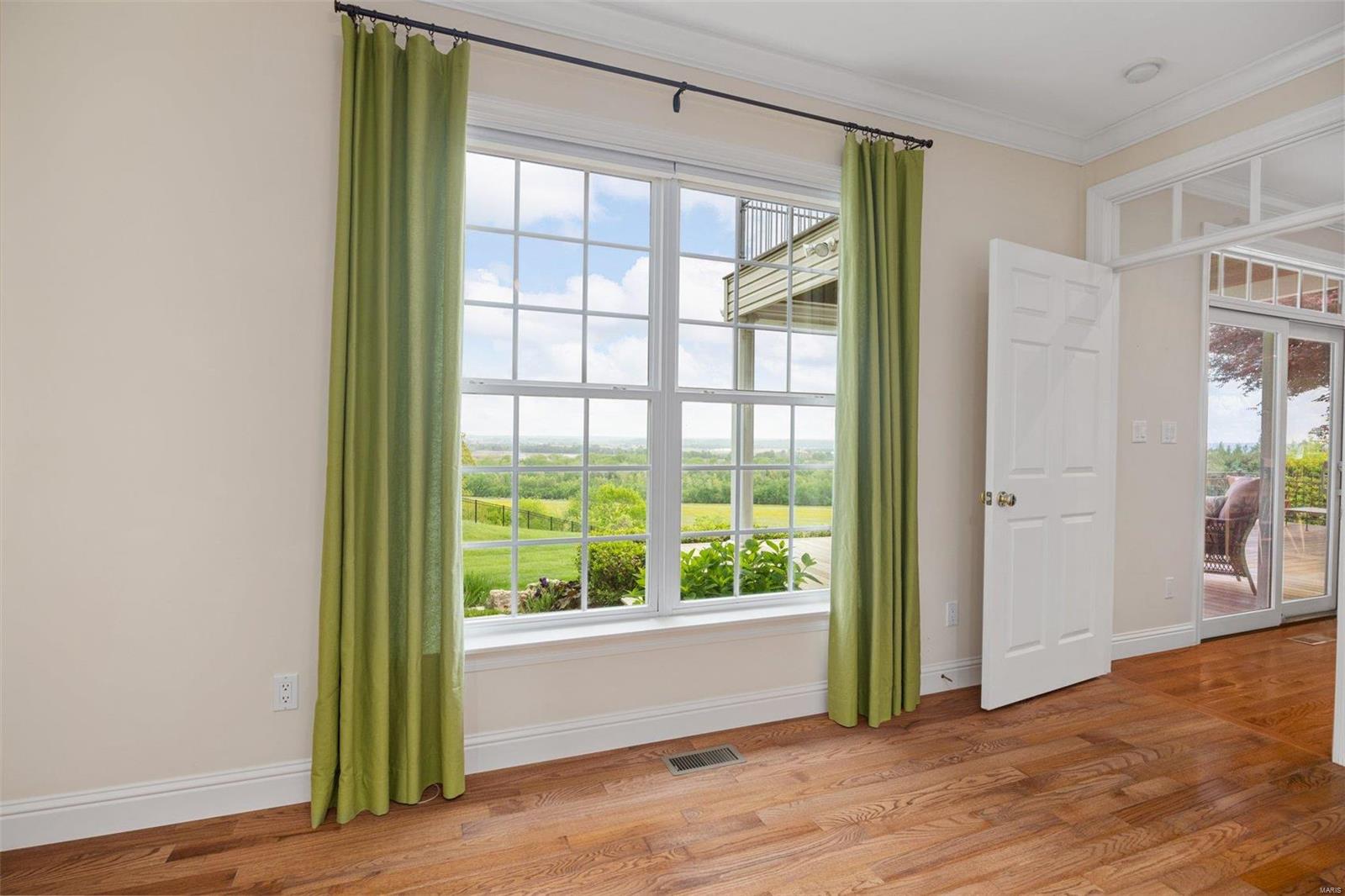 275 Greycliff Bluff Drive