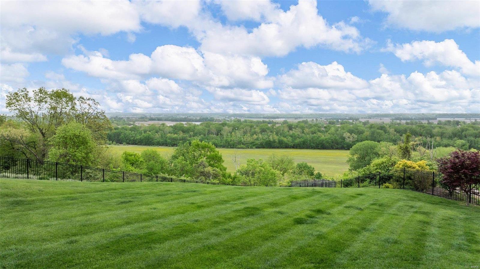 275 Greycliff Bluff Drive