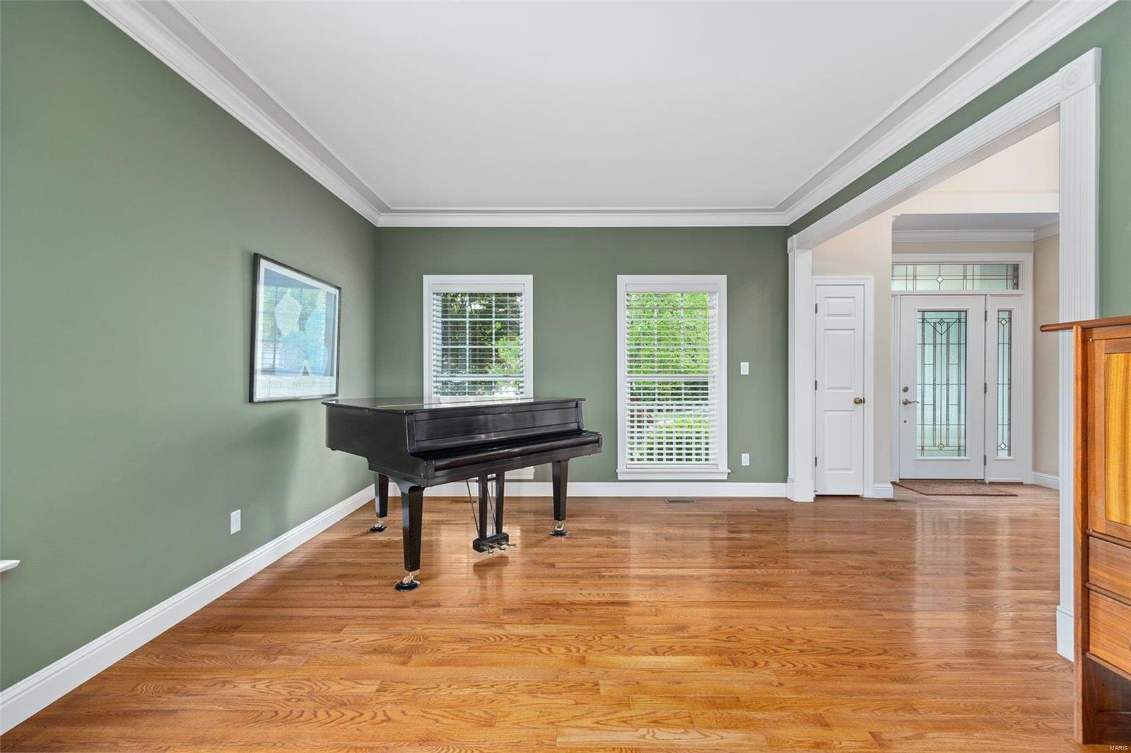 275 Greycliff Bluff Drive