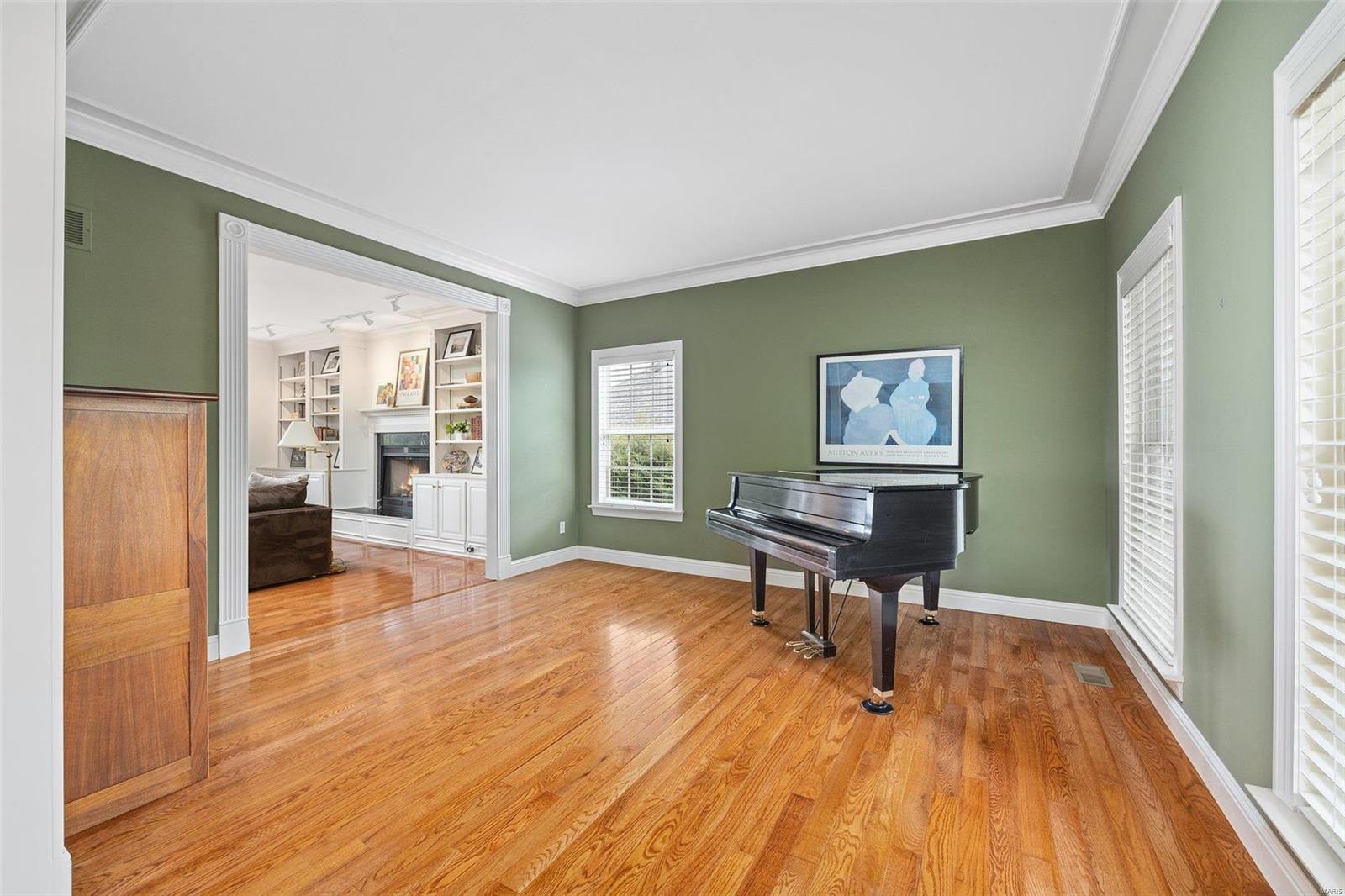 275 Greycliff Bluff Drive