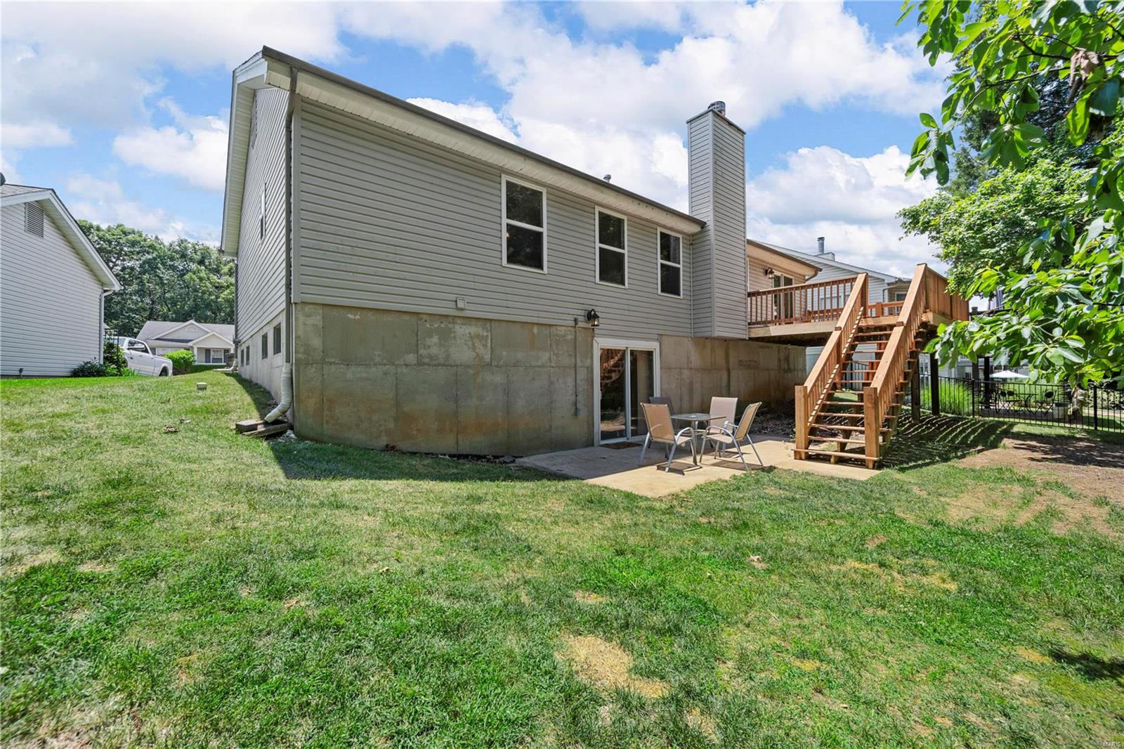 787 Shadow Pine Drive