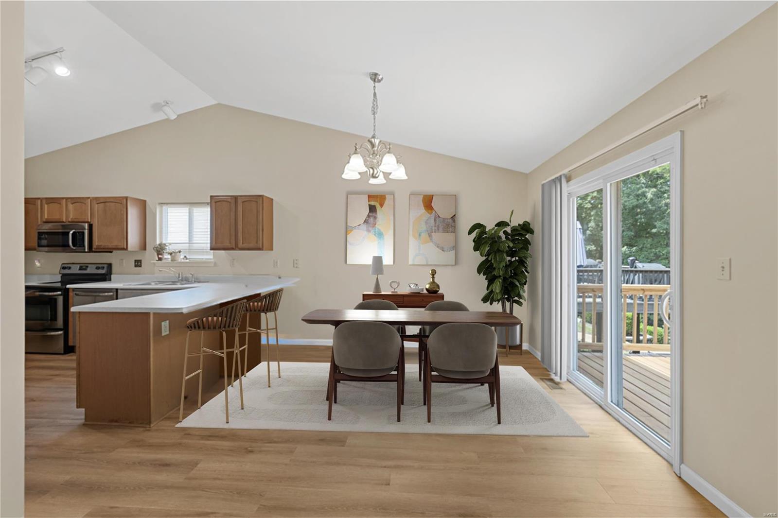 787 Shadow Pine Drive