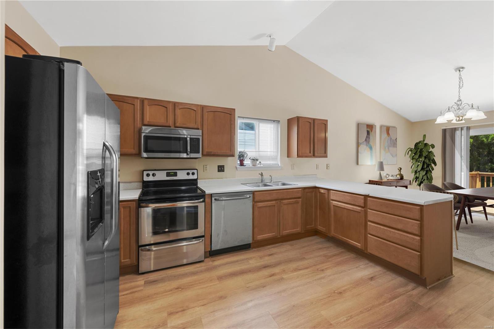 787 Shadow Pine Drive