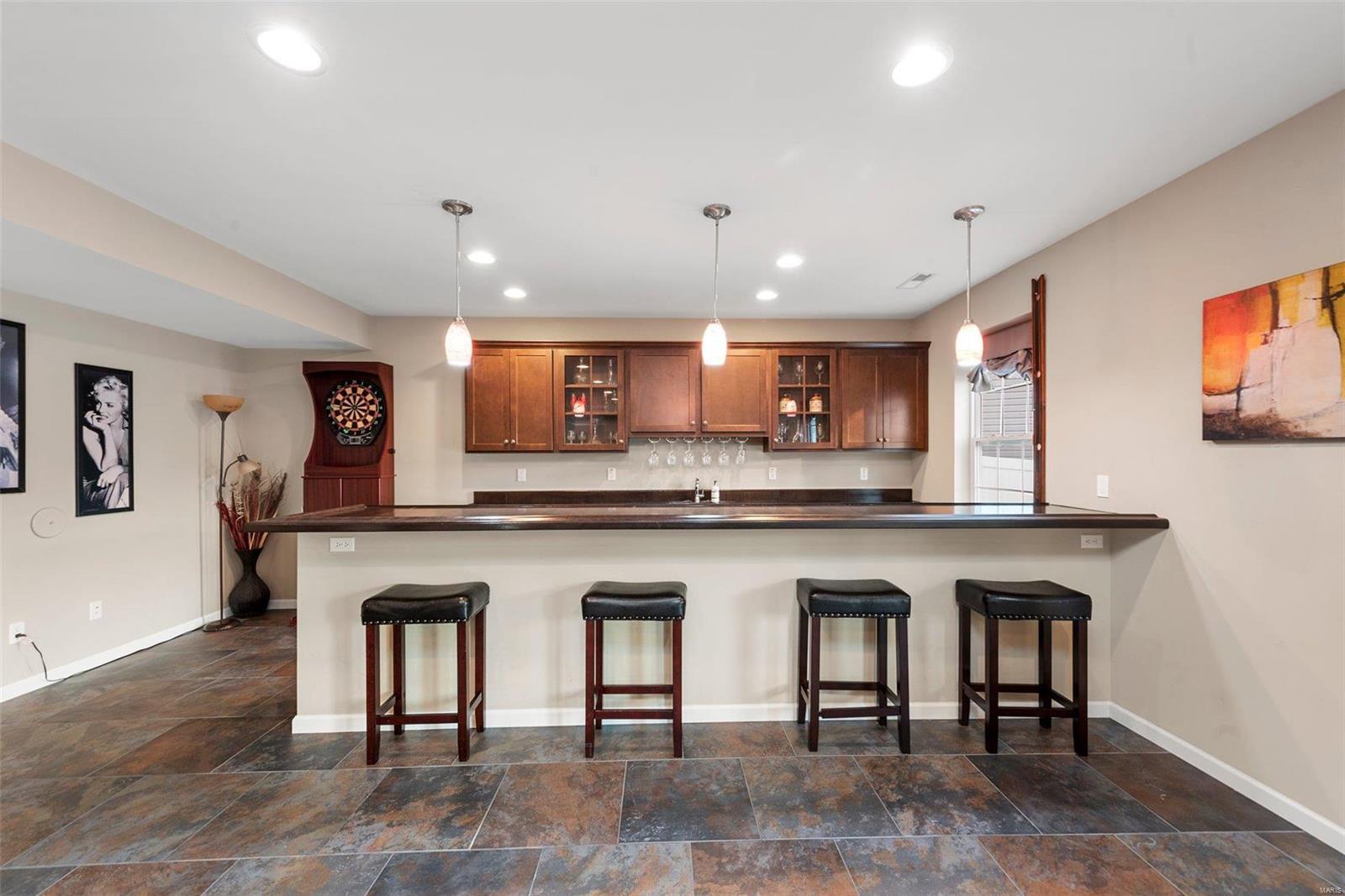 16 Winter Pond Drive