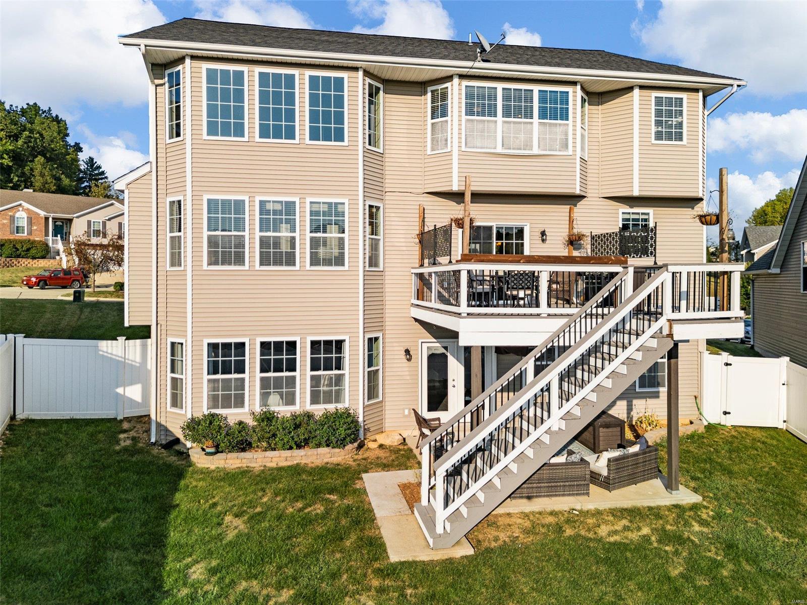 16 Winter Pond Drive