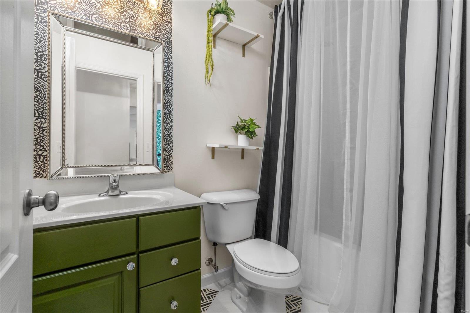 100 Gracie Claire Court