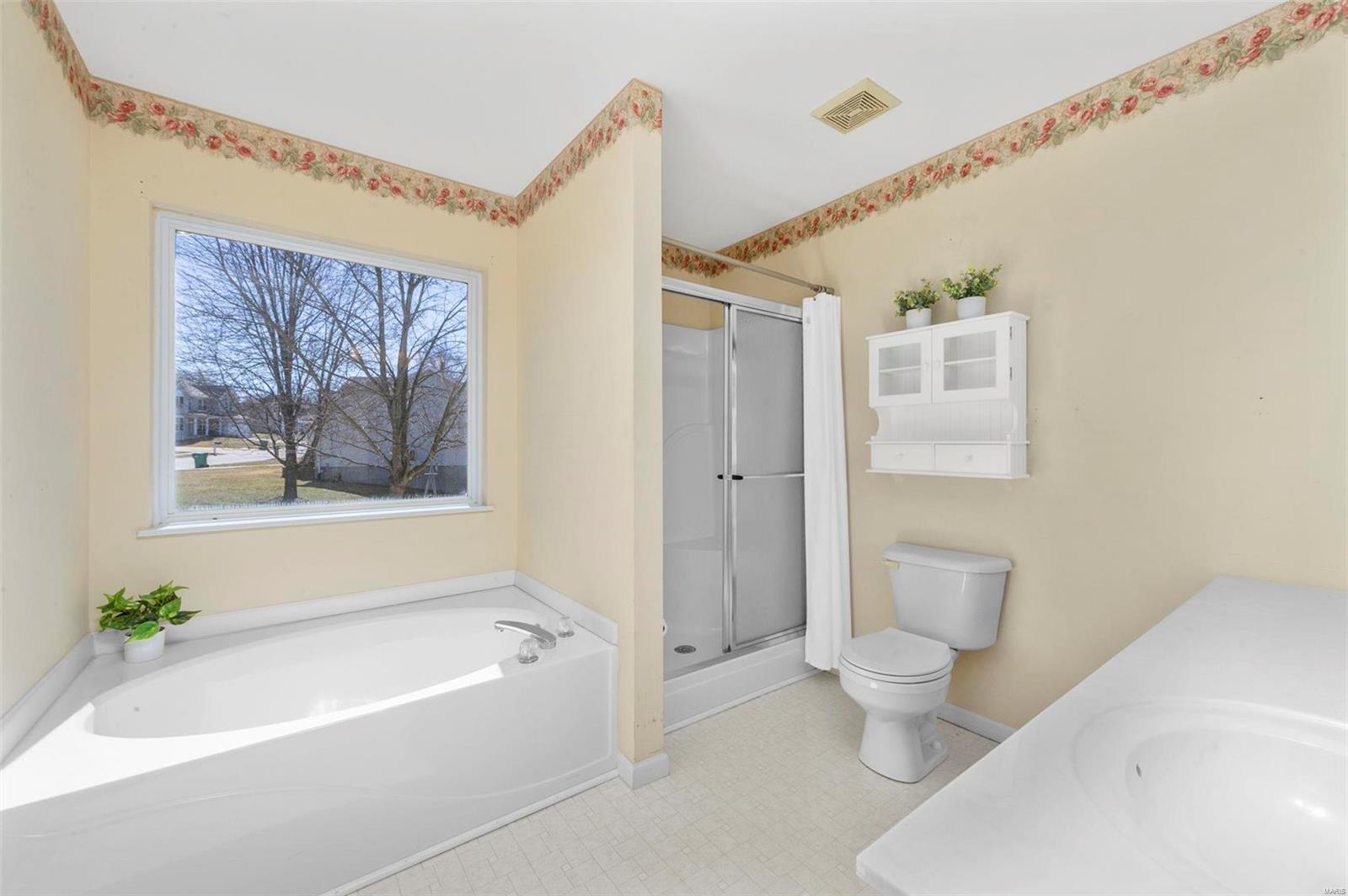 1108 Oak Hollow Drive