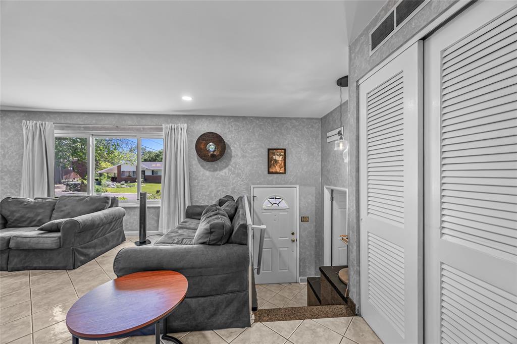 4005 Northern Aire Drive