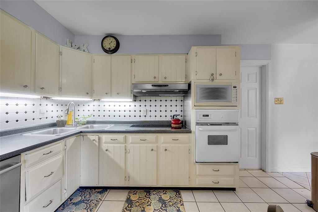 4005 Northern Aire Drive