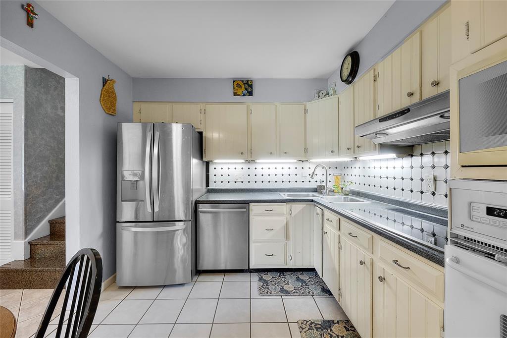 4005 Northern Aire Drive