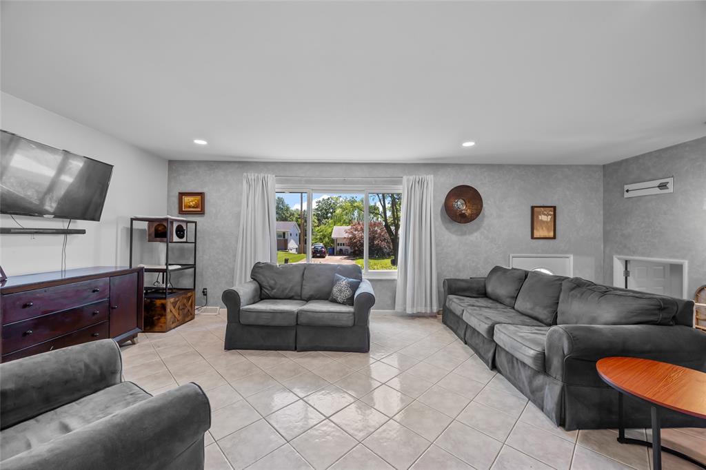 4005 Northern Aire Drive