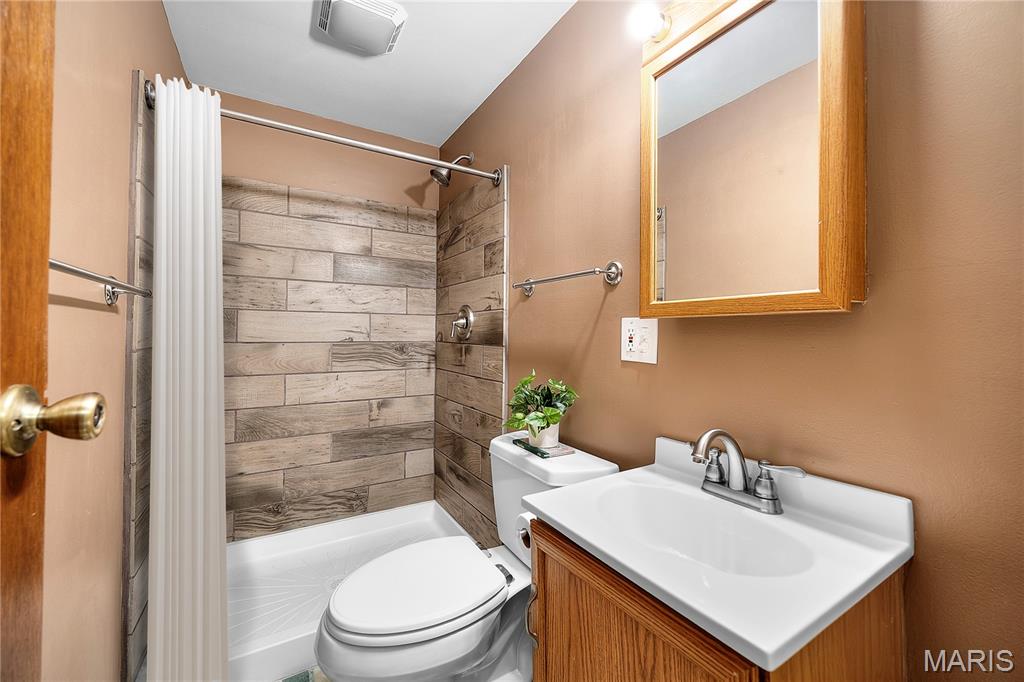 2635 Kelly Renee Lane