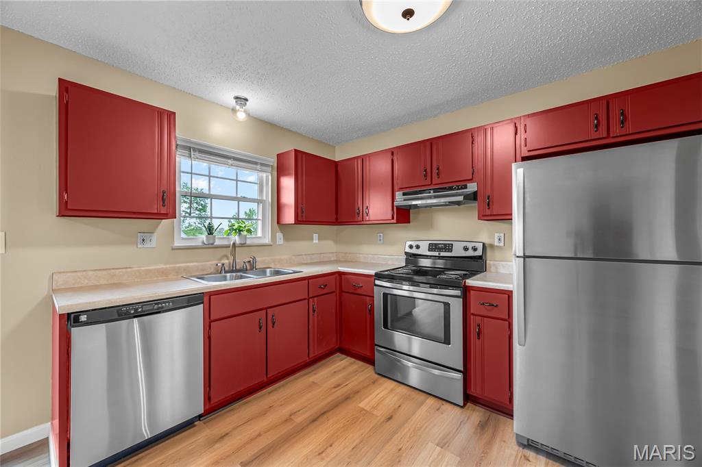 2635 Kelly Renee Lane