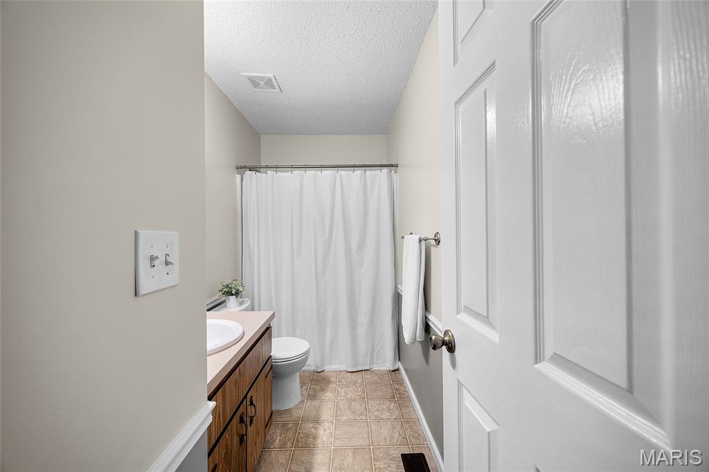 2635 Kelly Renee Lane