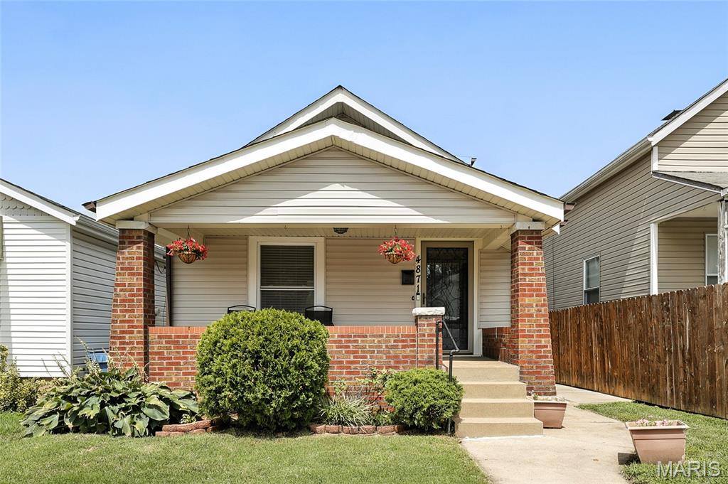 4871 Oldenburg Ave Avenue