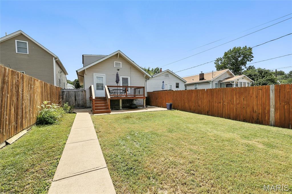 4871 Oldenburg Ave Avenue