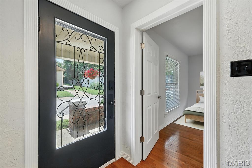 4871 Oldenburg Ave Avenue