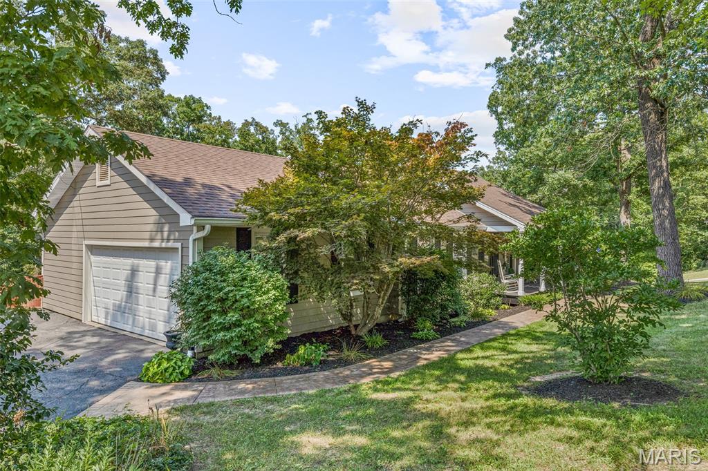 7403 Oakwood South Drive