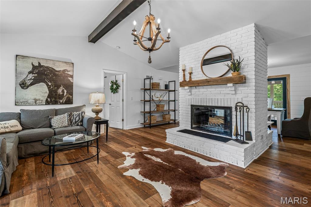 7403 Oakwood South Drive